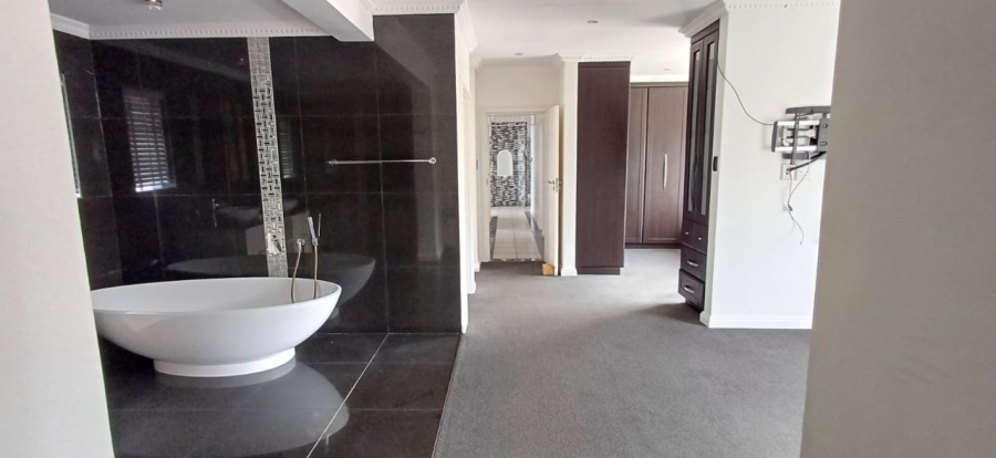 3 Bedroom Property for Sale in Nahoon Valley Park Eastern Cape